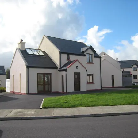 Holiday Sneem.3 *