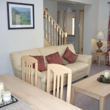 Holiday Sneem.3 *